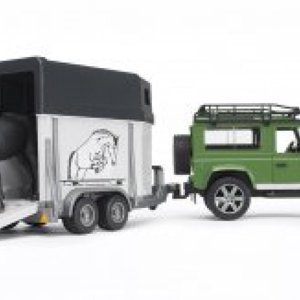 Dzipn land rover sa prikljuckom za konje 025922